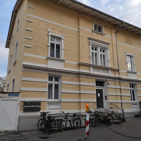 Schicke 2-Zimmer-City-Wohnung Wurtzburgo Exterior foto