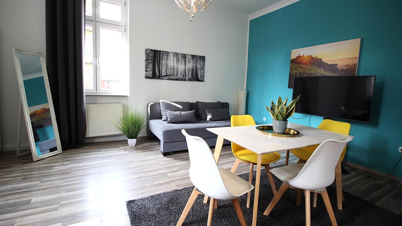 Schicke 2-Zimmer-City-Wohnung Wurtzburgo Exterior foto
